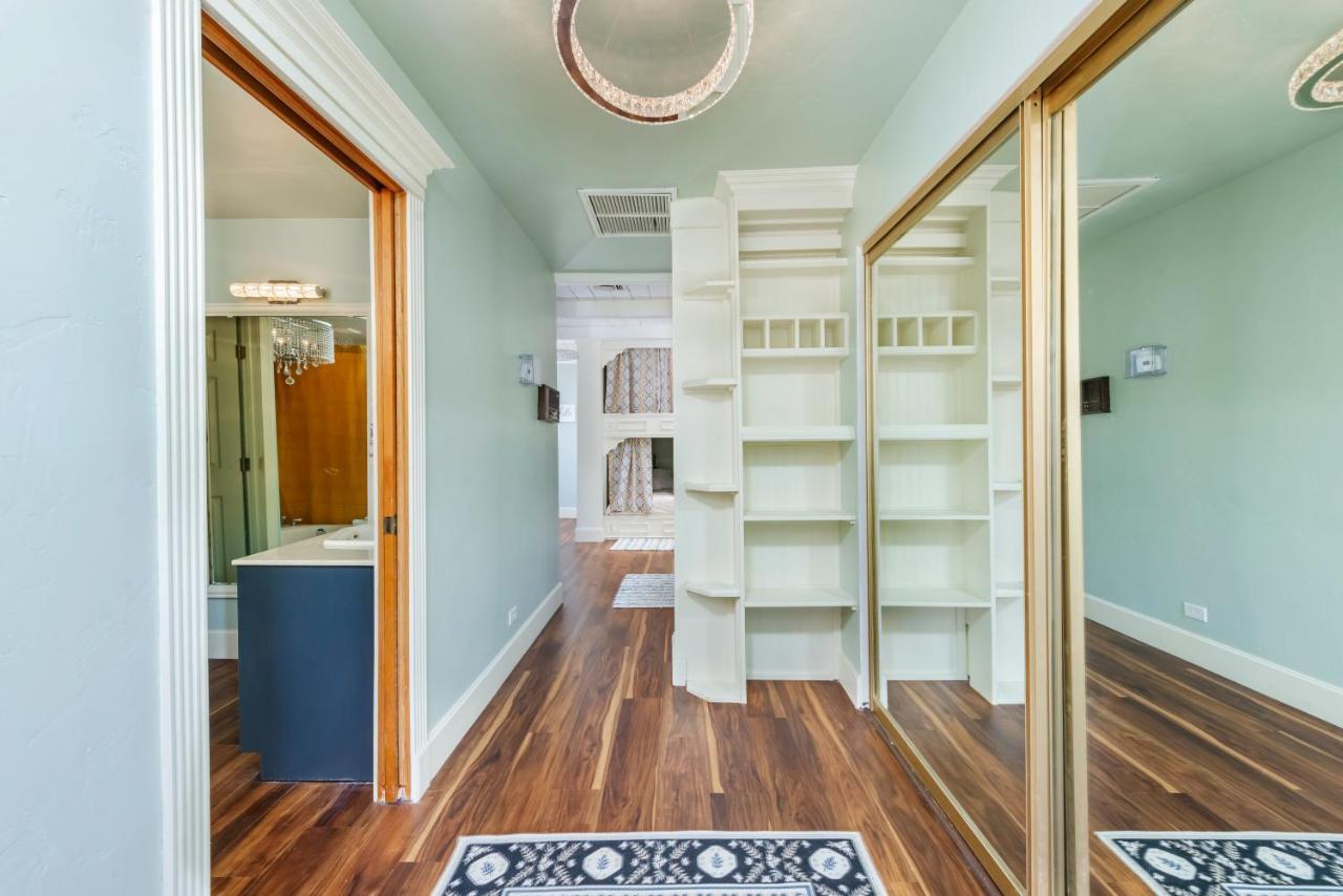 Smart Solution - Individual Private Bed-Pods In Gorgeous Shared Space - Women Only Dorm In Room 5 - Coed House - Full-Sized Mattresses In Individual Pods - With Built-In Private Storage - Gorgeous Shared Room - Affordable Luxury - Sparrow House ฟีนิกซ์ ภายนอก รูปภาพ